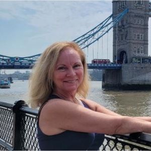 Meet your Posher, Deirdre